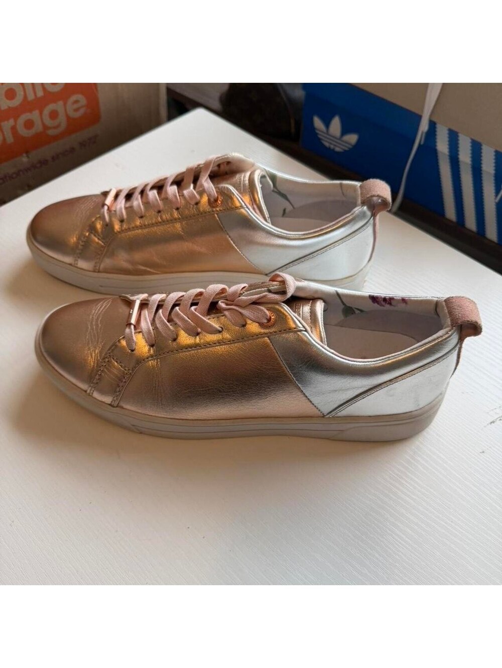 Ted Baker Women's Metallic Rose Gold and Silver Sneakers 9
